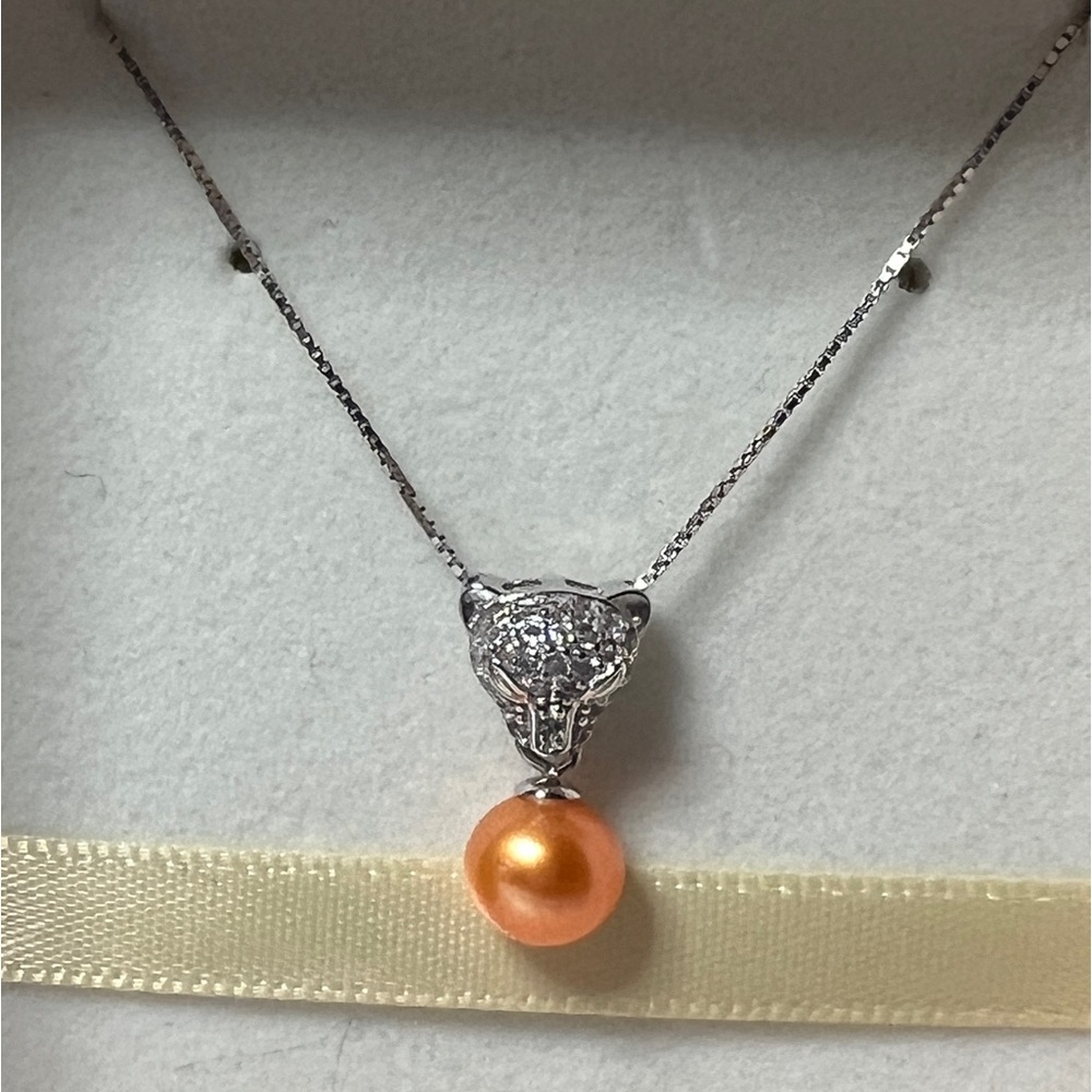 Sterling Silver Cheetah Necklace